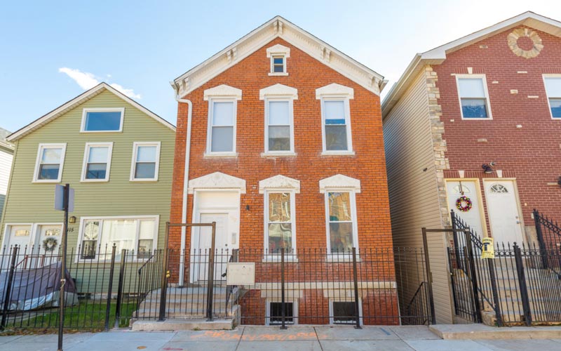 1117 West 18th Place